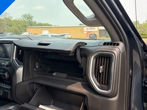 Used 2020 Chevrolet Silverado 1500 LT Trail Boss AWD/4WD image 33