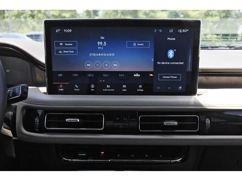 Used 2023 Lincoln Nautilus Reserve w/ Luxury Package AWD/4WD image 22