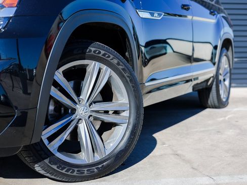 Used 2019 Volkswagen Atlas SEL R-Line image 12