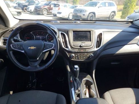 Used 2021 Chevrolet Equinox LT FWD image 30