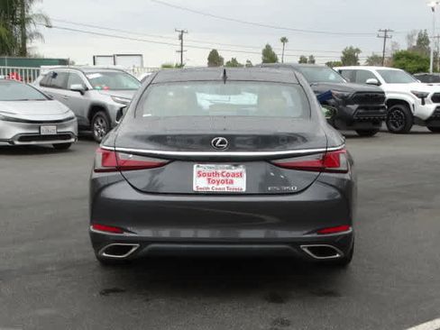 Used 2022 Lexus ES 350 w/ Premium Package image 13