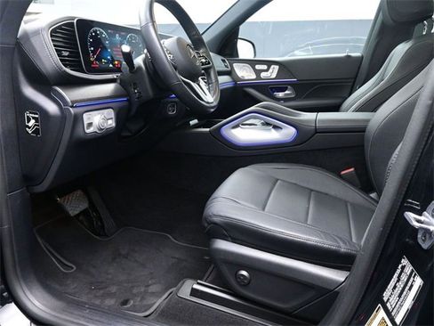 Used 2022 Mercedes-Benz GLS 450 4MATIC image 17