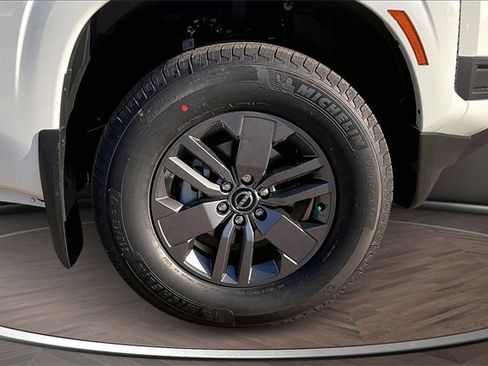 New 2026 Nissan Frontier SV image 11