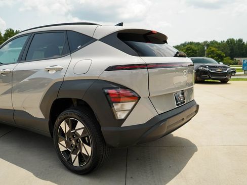 Used 2025 Hyundai Kona SEL AWD/4WD image 20