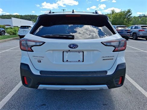 Used 2022 Subaru Outback Touring XT image 5