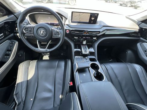 Used 2023 Acura MDX SH-AWD w/ Advance Package image 24