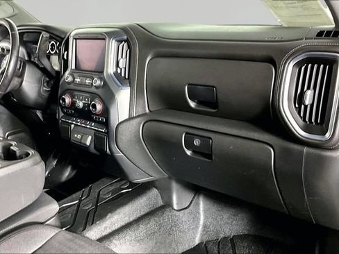 Used 2021 Chevrolet Silverado 1500 LT w/ Z71 Off-Road Package AWD/4WD image 25