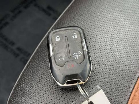 Certified 2021 GMC Sierra 1500 AT4 image 33