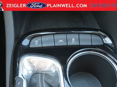 Used 2024 Buick Encore GX Preferred FWD image 21