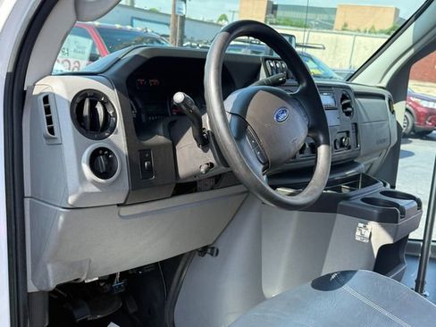 Used 2018 Ford E-450 and Econoline 450 Super Duty w/ Shuttle Bus Prep Package image 16