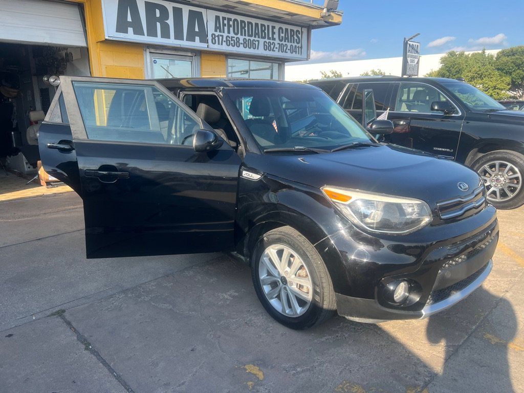 Used 2018 Kia Soul + FWD image 1