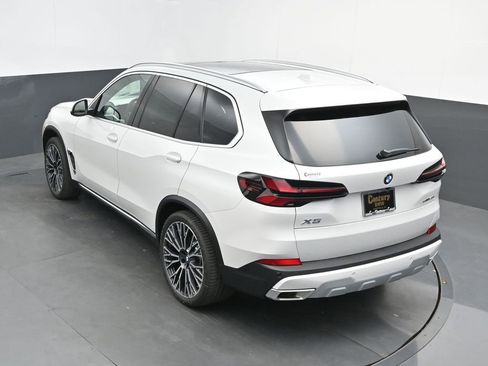New 2026 BMW X5 sDrive40i RWD image 41