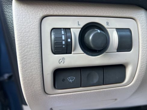 Used 2007 Subaru Outback 2.5i image 25