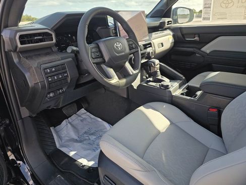 New 2026 Toyota Tacoma Limited AWD/4WD image 25