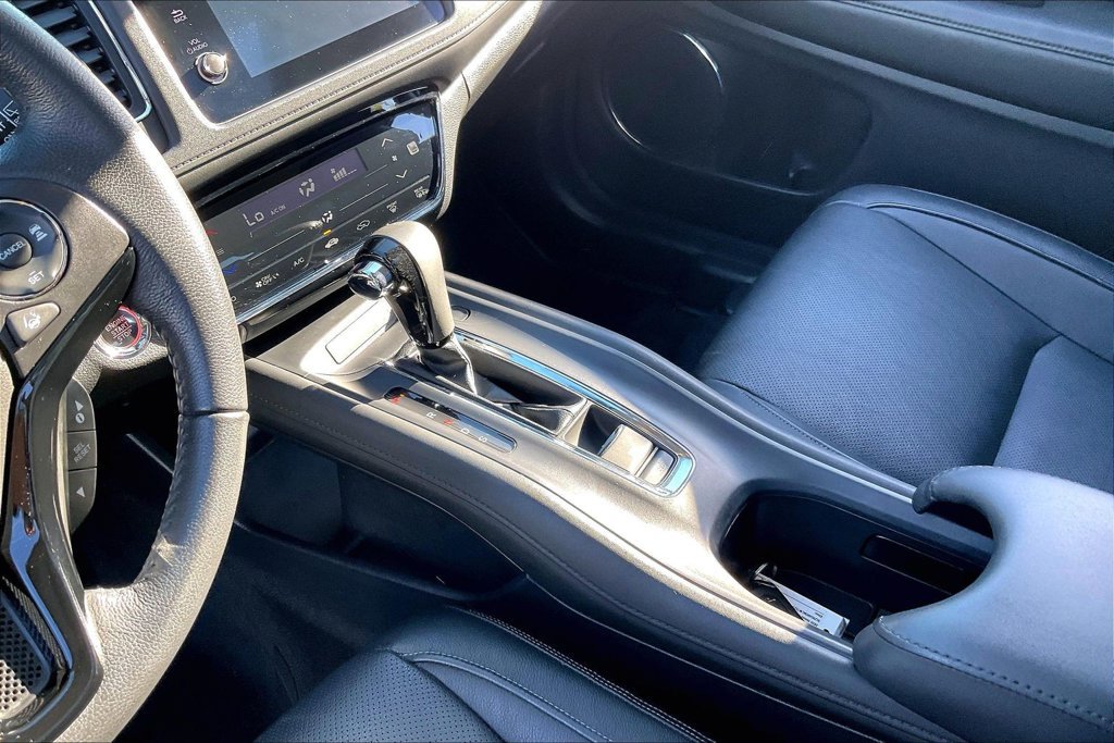 Used 2020 Honda HR-V Touring image 20