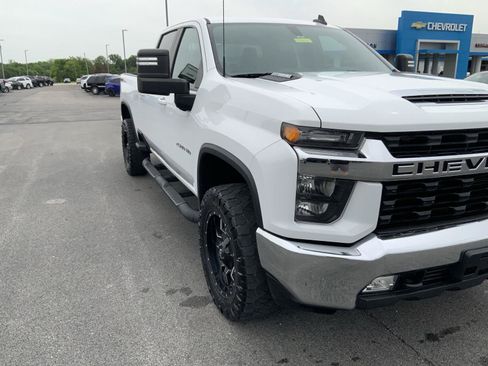 Used 2023 Chevrolet Silverado 2500 LT w/ Convenience Package AWD/4WD image 15