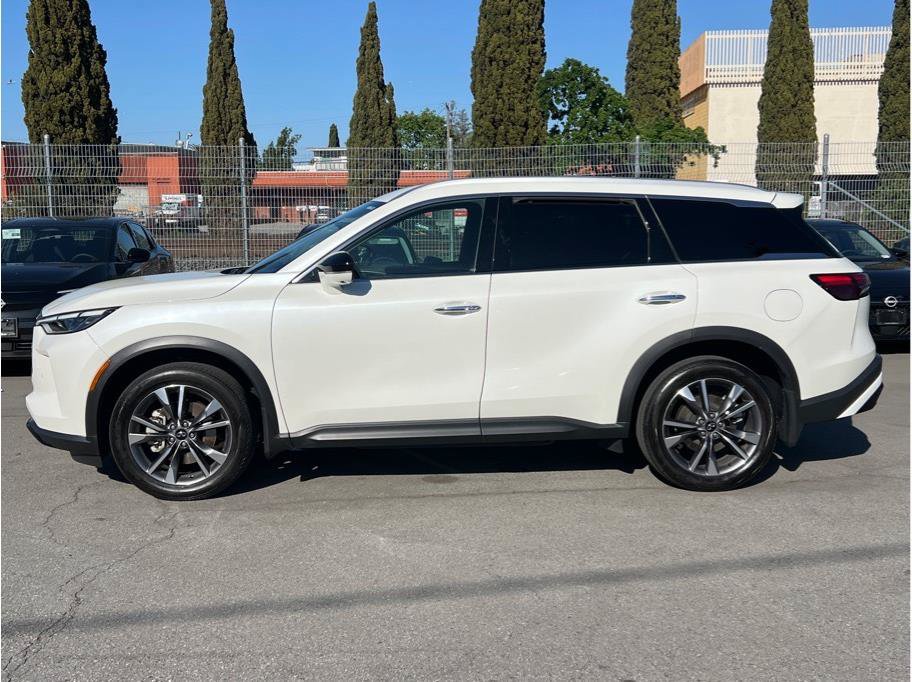 Used 2023 INFINITI QX60 Luxe AWD/4WD image 7
