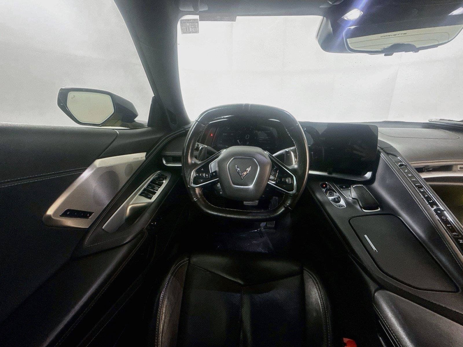 Used 2024 Chevrolet Corvette Stingray Preferred Conv w/ Z51 Performance Package RWD image 11