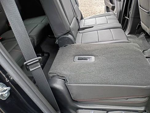 Used 2023 Chevrolet Tahoe RST w/ Luxury Package AWD/4WD image 27