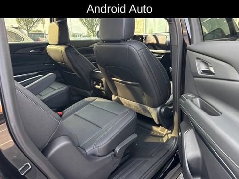 Used 2024 Chevrolet Traverse LT w/ Enhanced Driving Package FWD image 14