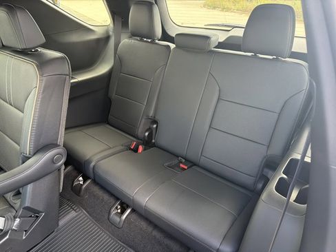 New 2026 Chevrolet Traverse High Country w/ LPO, Floor Liner Package image 23