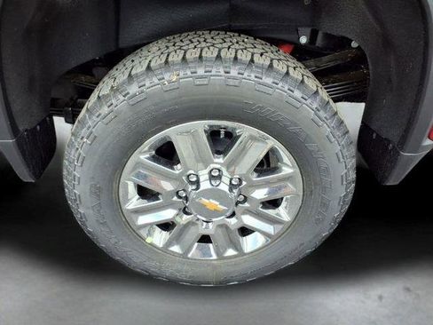 New 2026 Chevrolet Silverado 3500 High Country w/ High Country Premium Package AWD/4WD image 8