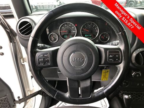 Used 2018 Jeep Wrangler Sport image 12