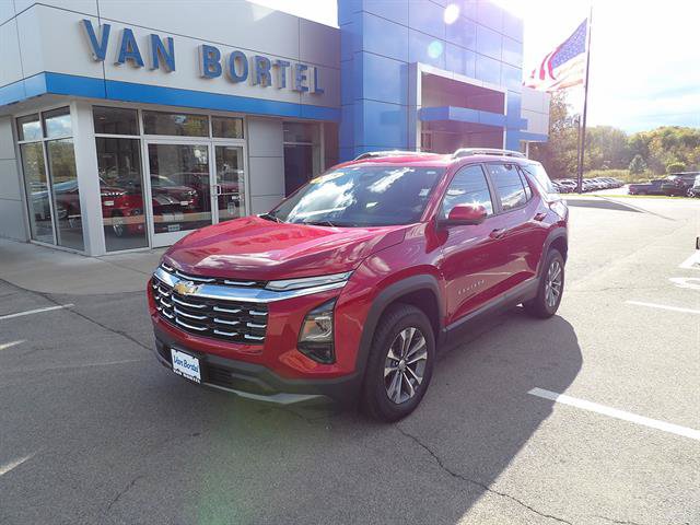 Certified 2025 Chevrolet Equinox LT w/ Convenience Package II AWD/4WD image 1