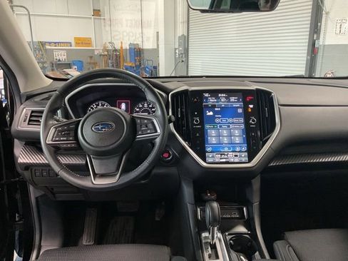 Used 2024 Subaru Ascent Premium w/ Convenience Package image 12