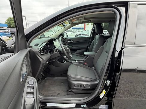 Used 2022 Buick Encore GX Select w/ Experience Buick Package FWD image 19