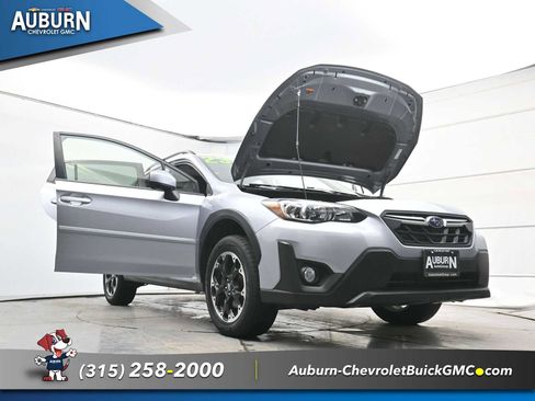 Used 2023 Subaru Crosstrek 2.0i Premium image 27