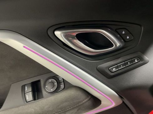 Used 2019 Chevrolet Camaro ZL1 image 13
