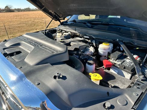 Used 2022 RAM 2500 Limited image 26