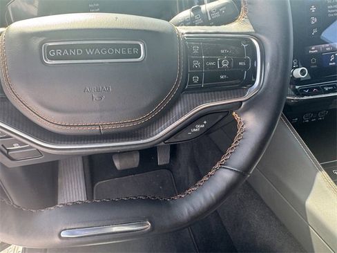 Used 2023 Jeep Grand Wagoneer Series III image 31