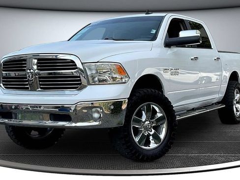 Used 2017 RAM 1500 Big Horn RWD image 1