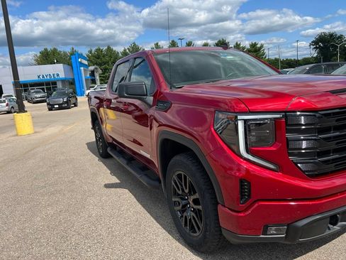 Used 2024 GMC Sierra 1500 Elevation w/ X31 Off-Road Package AWD/4WD image 12