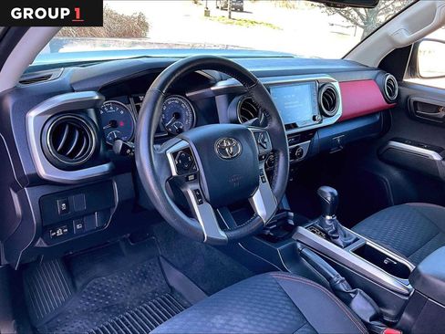 Certified 2023 Toyota Tacoma SR5 AWD/4WD image 18