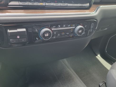 Certified 2024 Chevrolet Silverado 1500 LT AWD/4WD image 25