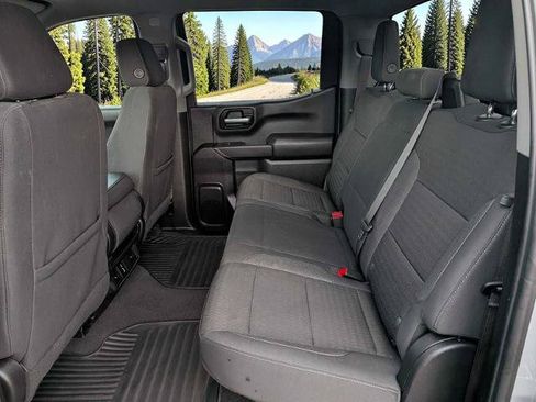 Used 2024 Chevrolet Silverado 1500 Custom Trail Boss w/ LPO, Dark Essentials Package AWD/4WD image 16