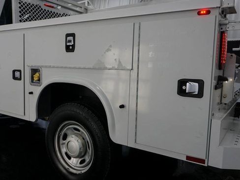 Used 2018 Ford F350 XL w/ Power Equipment Group image 6