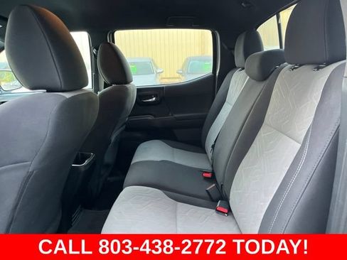 Used 2021 Toyota Tacoma TRD Sport w/ Technology Package AWD/4WD image 12