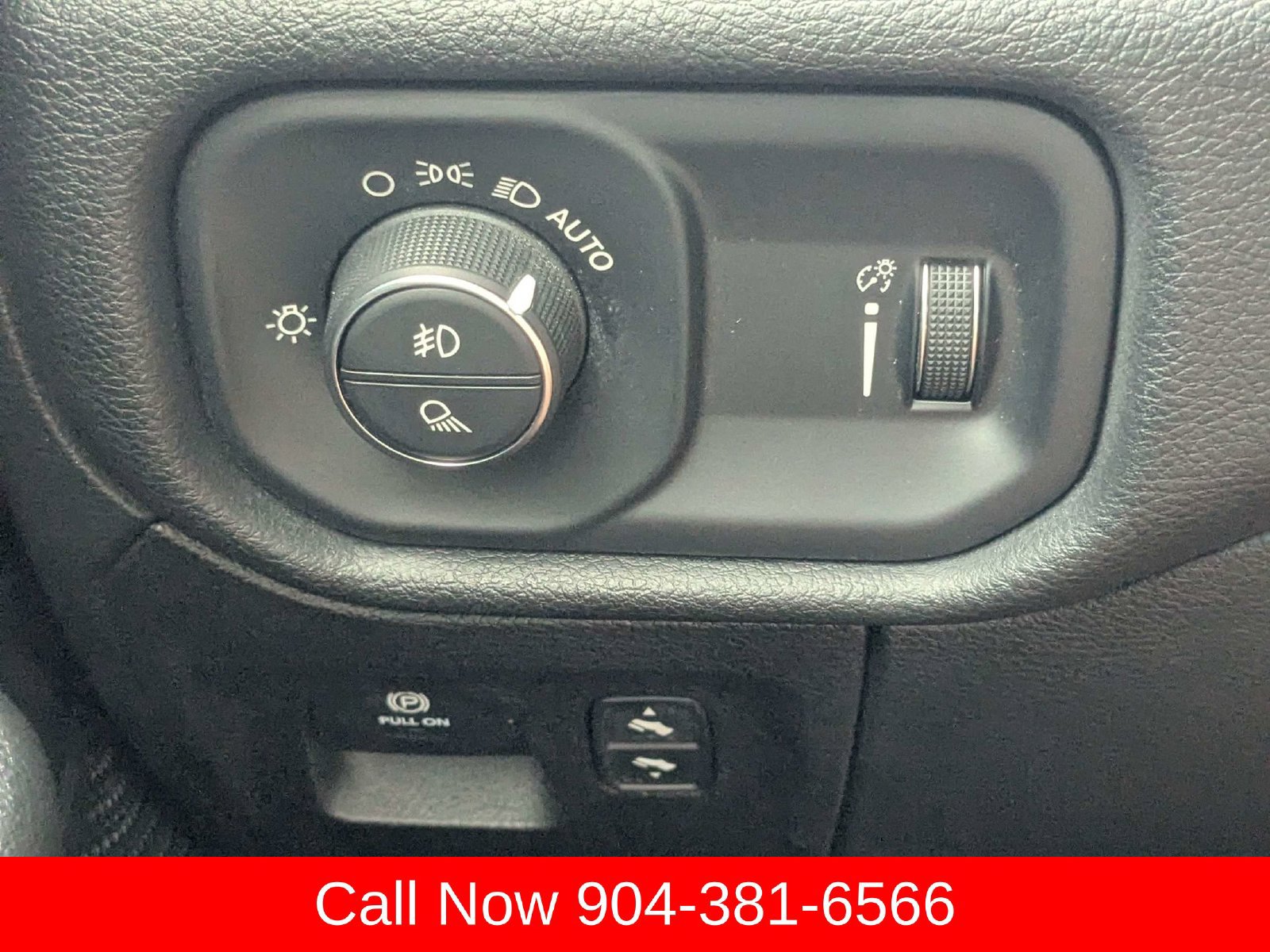 Used 2022 RAM 1500 Big Horn AWD/4WD image 27