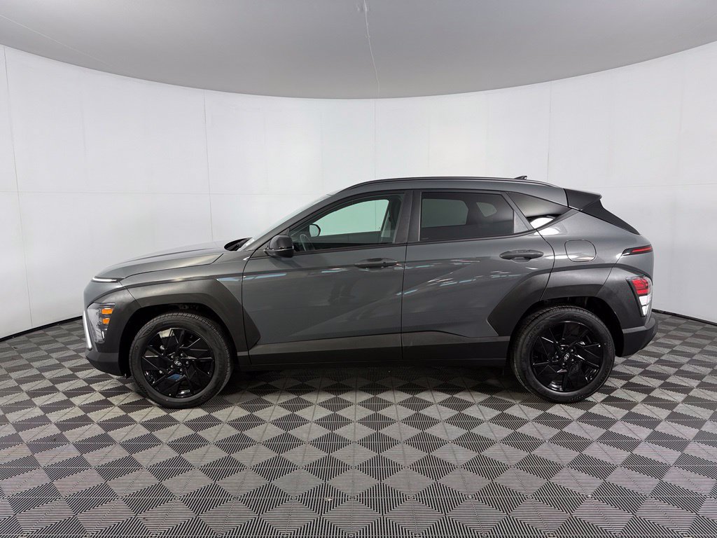 Used 2026 Hyundai Kona SEL Sport FWD image 9