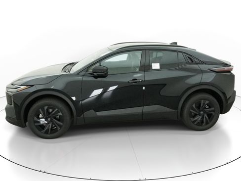 New 2026 Toyota C-HR AWD/4WD image 3