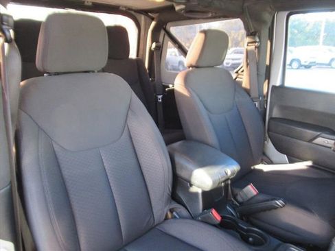 Used 2014 Jeep Wrangler Sport S w/ Quick Order Package 24S image 9