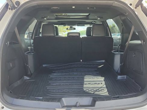 Used 2019 Ford Explorer XLT w/ Equipment Group 202A AWD/4WD image 29