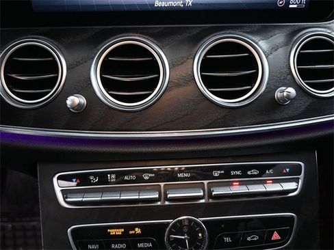 Used 2020 Mercedes-Benz E 350 Sedan image 32