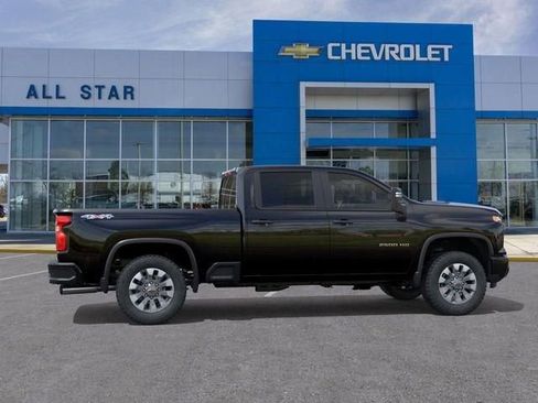 New 2026 Chevrolet Silverado 2500 Custom w/ Custom Value Package AWD/4WD image 7