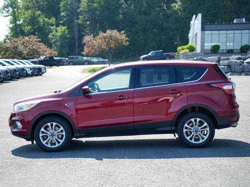 Used 2017 Ford Escape SE AWD/4WD image 8