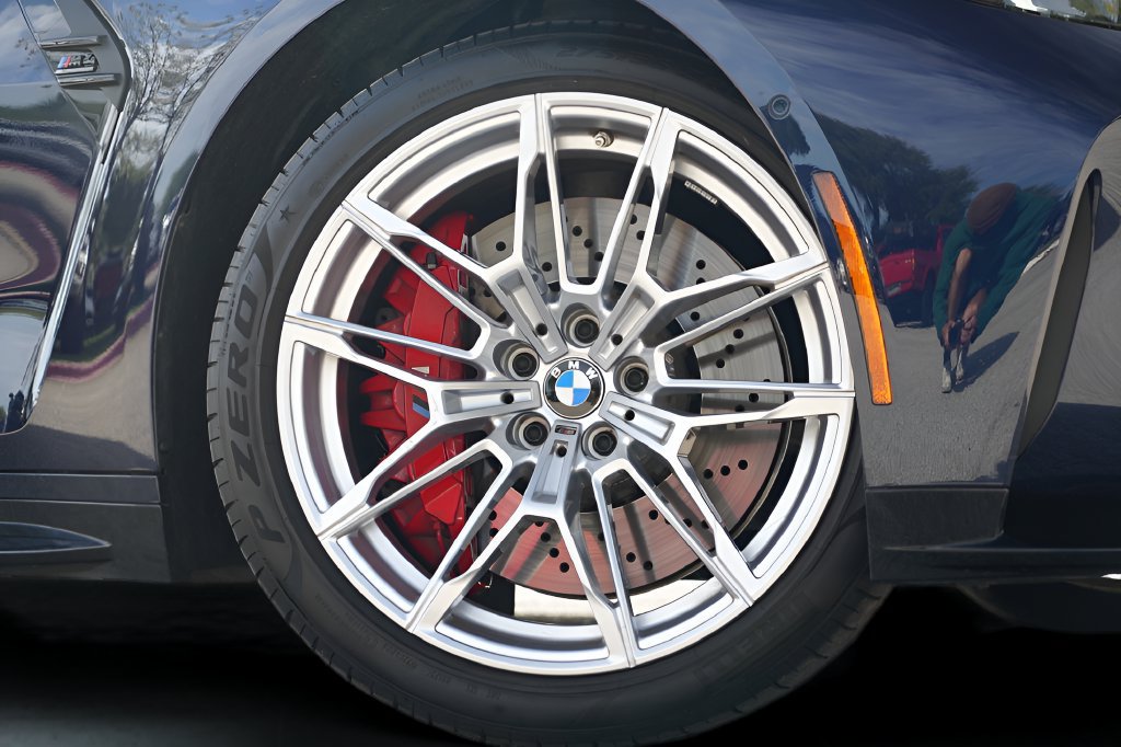 Used 2026 BMW M4 Competition w/ Executive Package RWD image 7